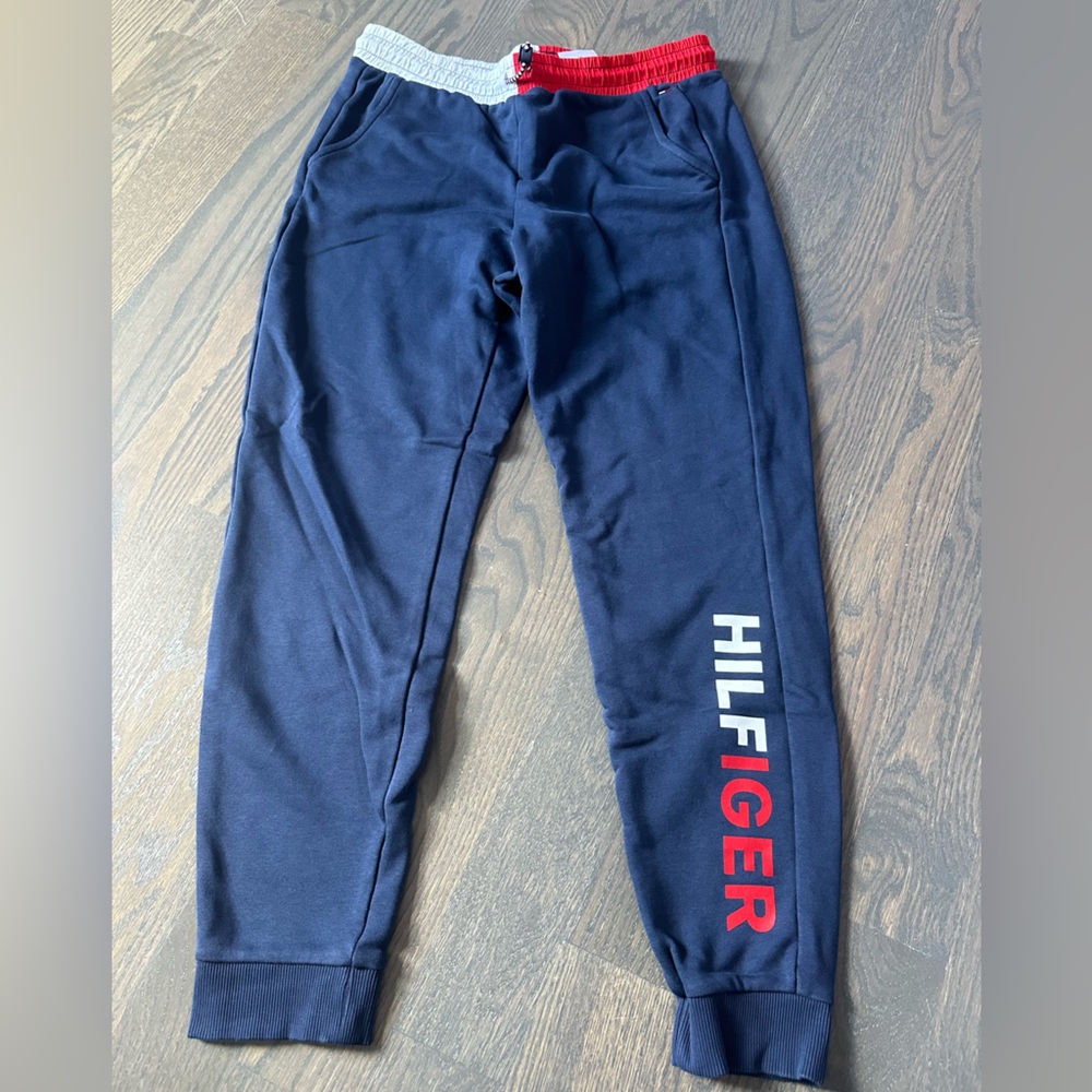 Women’s joggers